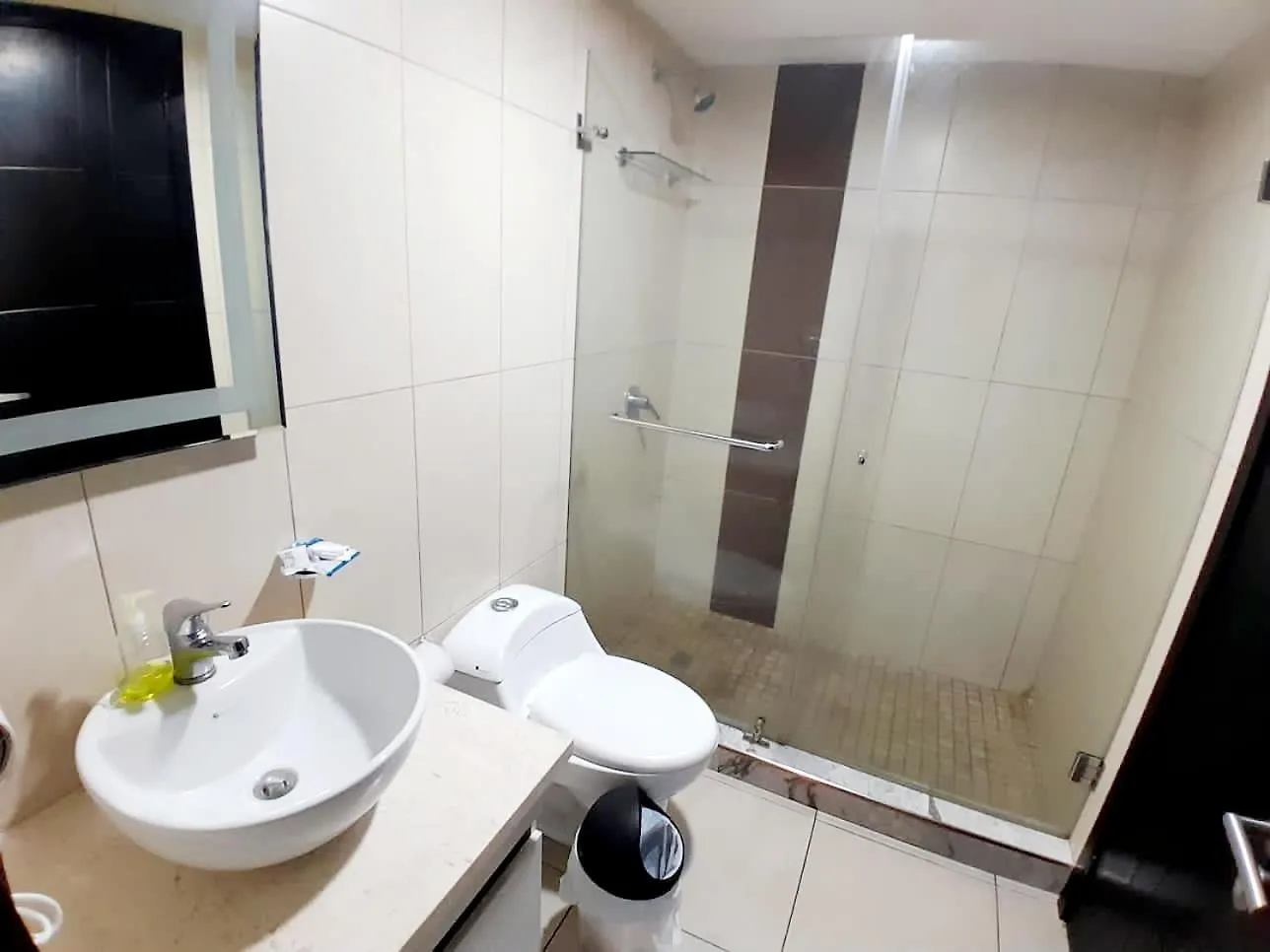 Ecusuites Room Emporium Con Jacuzzi Privado Γκουαγιακίλ 0*,  Ισημερινός