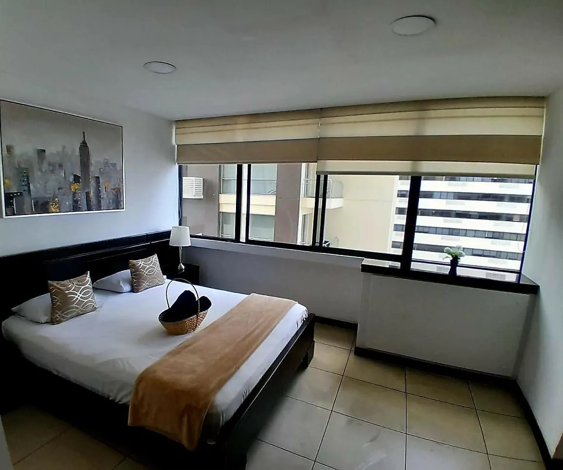 Διαμέρισμα Ecusuites Room Emporium Con Jacuzzi Privado Γκουαγιακίλ